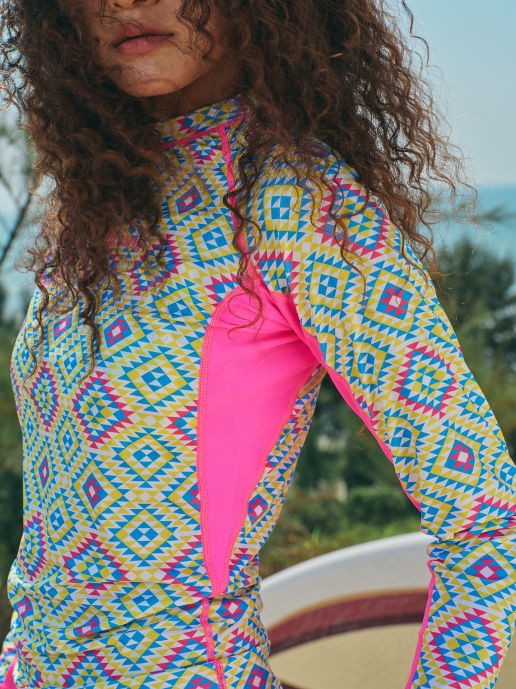 UPF50+ Cooling Stretch Printed Rash Guard – Women's | ChillHang