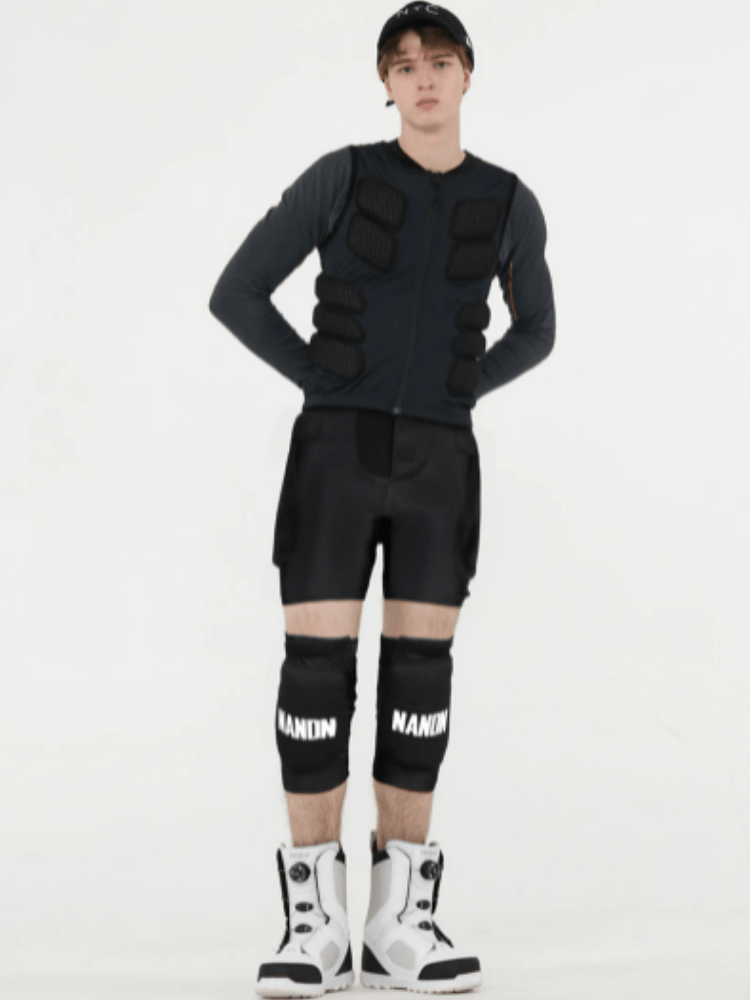 Tri-Flex Protective Shorts & Knee Pads Set – Unisex | NANDN