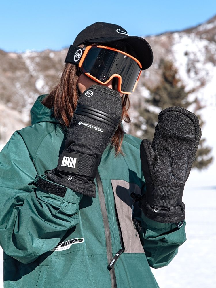 WristGuard Pro Kevlar Snow Mittens – Unisex | NANEND