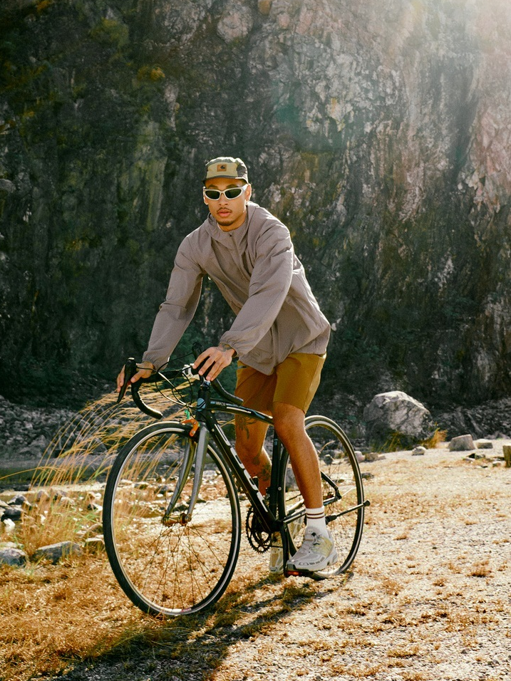 UPF50+ Lightweight Sun Protection Jacket – Unisex | Snowoutfit