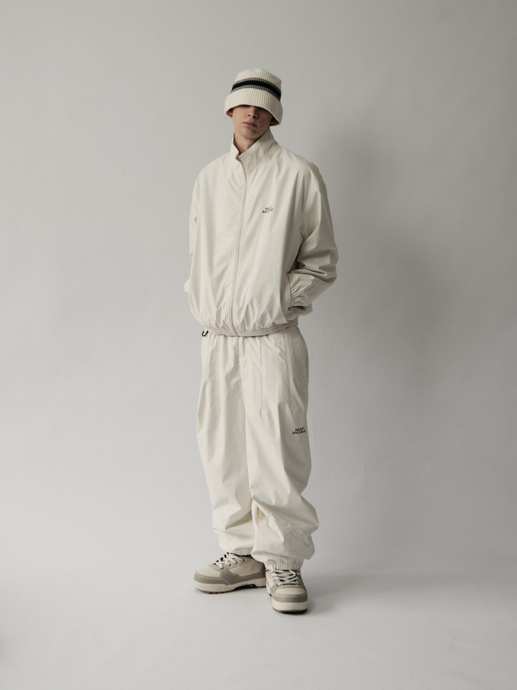 2L Wet Hill  Park Snow Pants - Unisex | NAAP ARCHIVE
