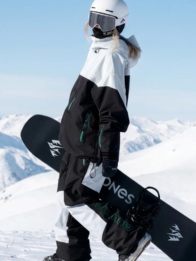2L Arctic Riot Snow Jacket - Unisex | NowInSnow